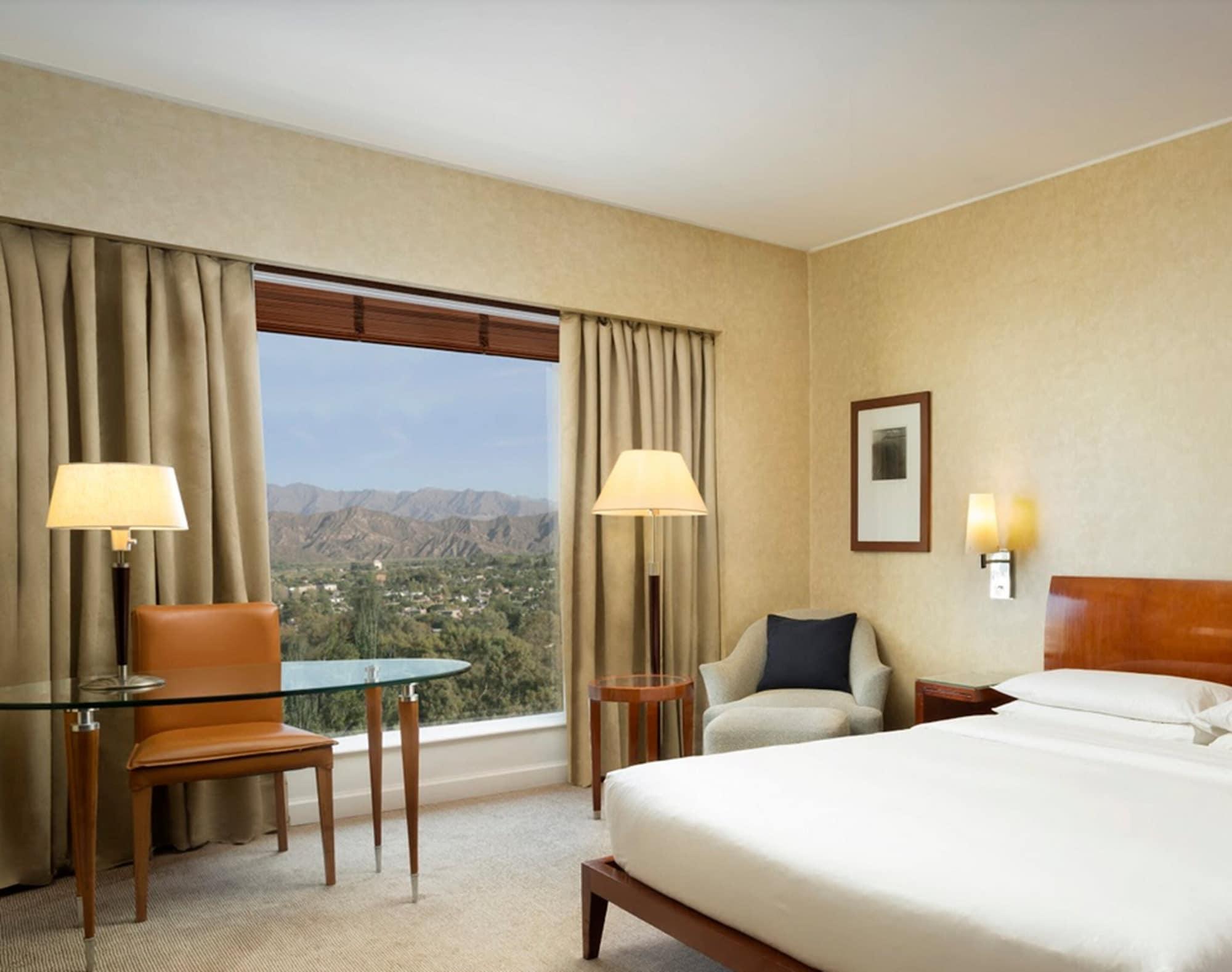 Park Hyatt Mendoza Hotel, Casino & Spa Luaran gambar A room at the Taj Bengal