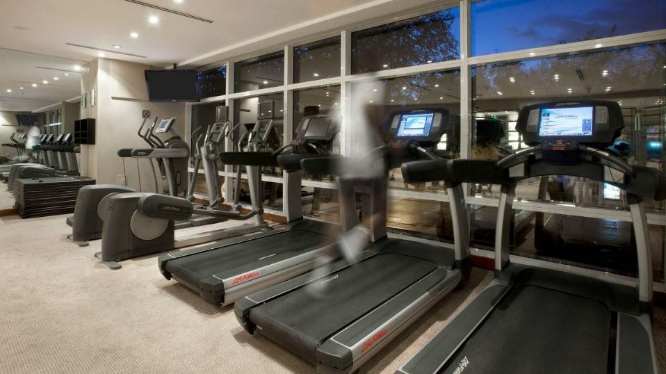 Park Hyatt Mendoza Hotel, Casino & Spa Luaran gambar A treadmill in a gym